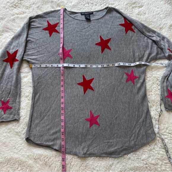 Two Twenty Five Cashmere Rayon Sweater With Stars L - Picture 4 of 7